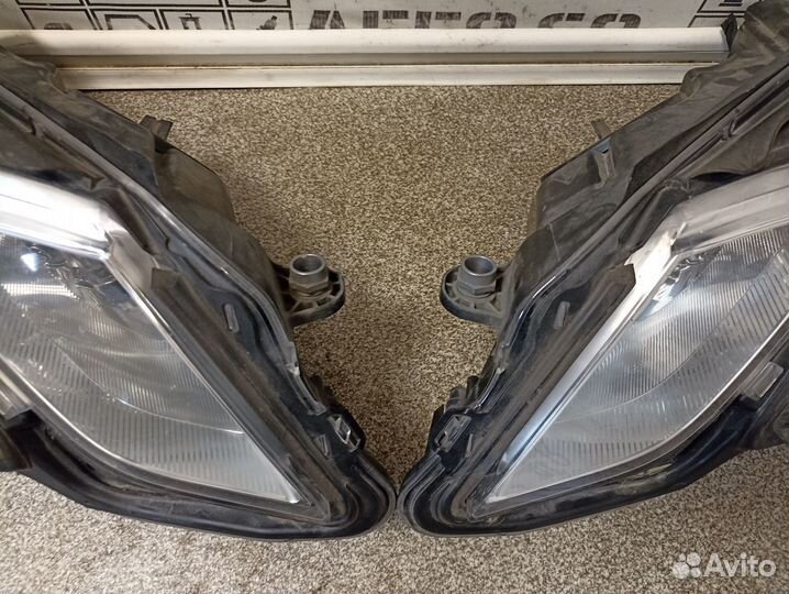 Фара (к-кт) для Mercedes Benz W212