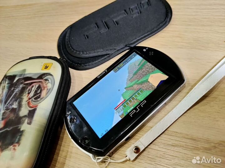 Sony PSP GO/Подарок