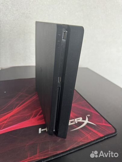 Sony PS4 slim