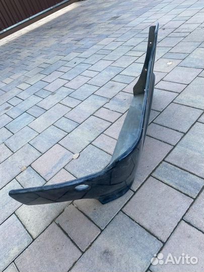 Накладка заднего бампера правая Toyota Land Cruiser