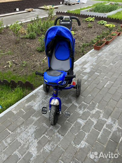 Детский велосипед с родительской ручкой