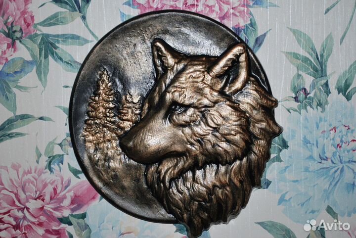 Панно барельеф Волк на стену из гипса