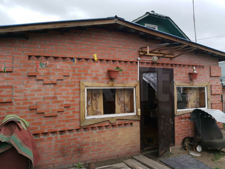 Дом 65 м² на участке 4 сот.