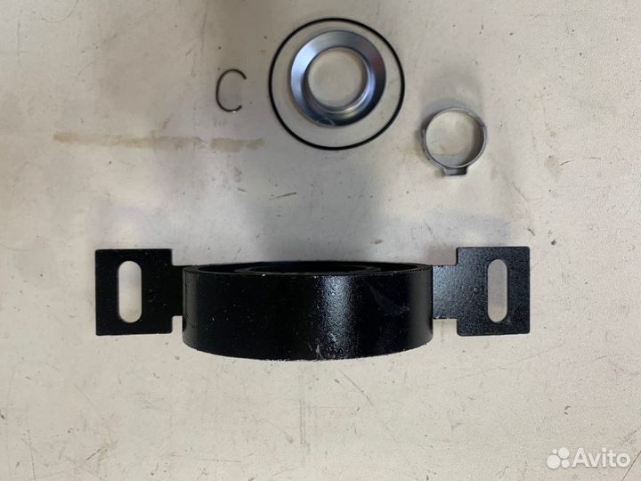 Подвесной караданного вала Рено Дастер Каптюр 4WD