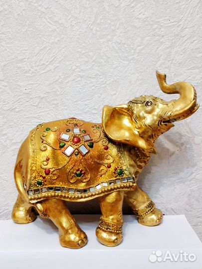 Слоны статуэтки