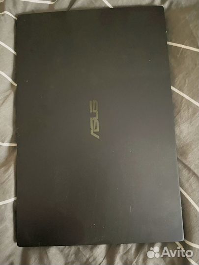 Ноутбук asus