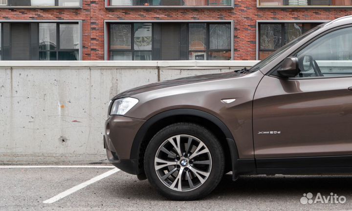 Аренда BMW X3 от одной минуты в Москве