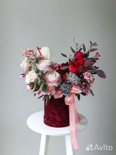 Шляпная коробка с розами