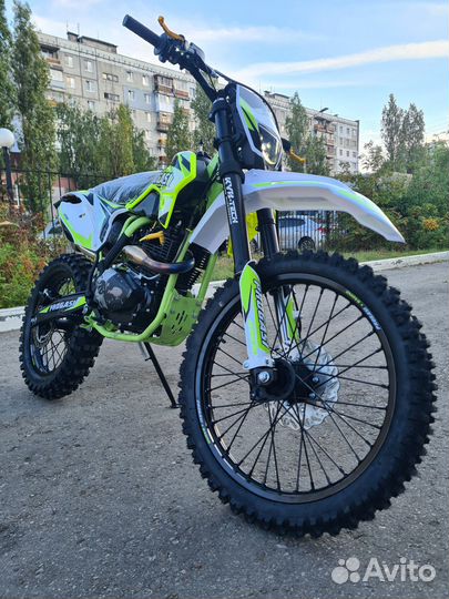 Мотоцикл Progasi Super Max 300. ZS175FMN. Кредит