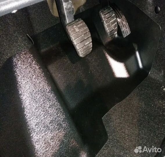 Накладка на ковролин под педали Х Рей, Логан 2