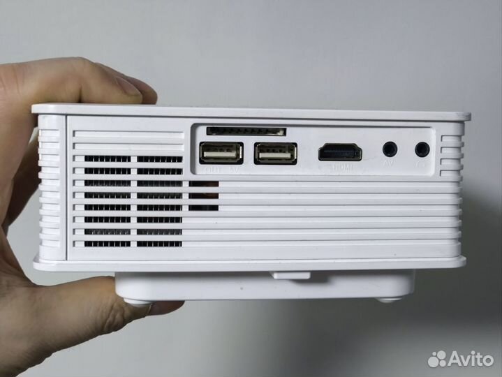 Проектор Byintek BT140 Android