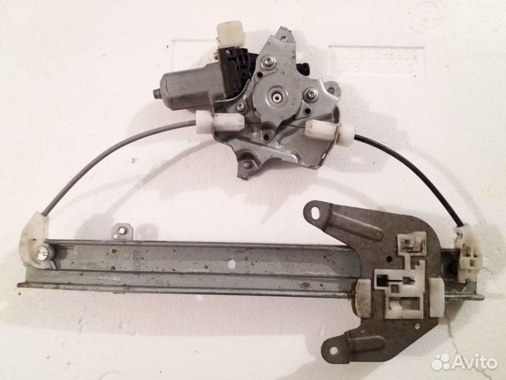 Стеклоподьёмник Х-trail T31