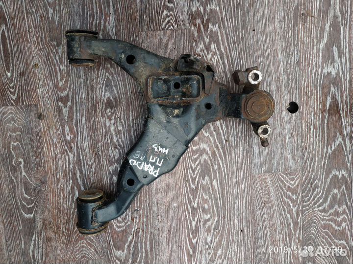 Рычаг передний правый для Land Cruiser (150) -Prad