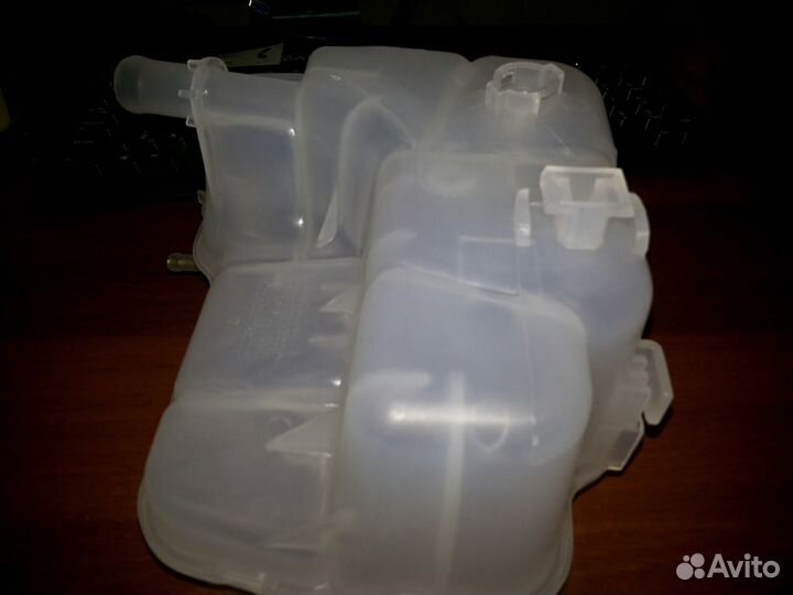 Бачок расширительный Cruze/Astra J/Orlando