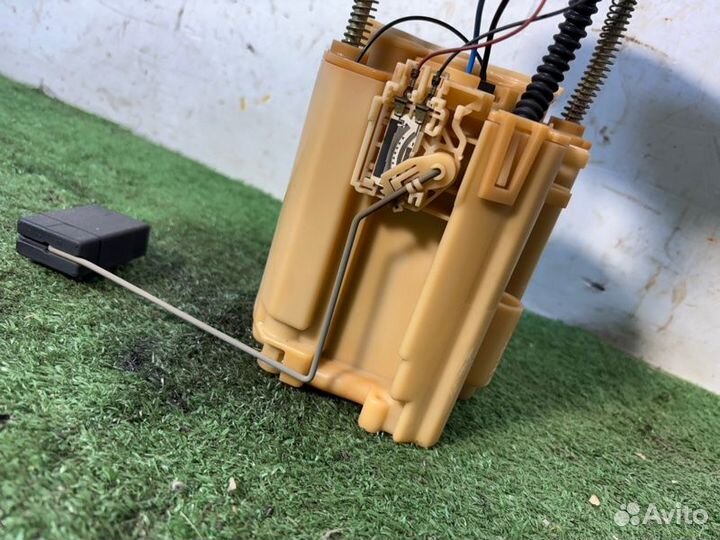 Топливный насос Lexus Rx330 2003