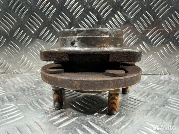 Ступица передняя Chrysler Voyager 4