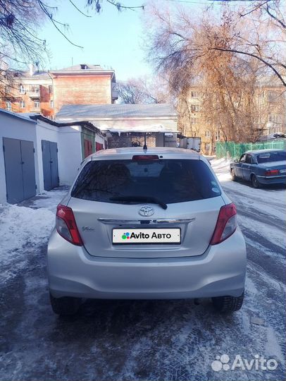 Toyota Vitz 1.0 CVT, 2013, 196 000 км