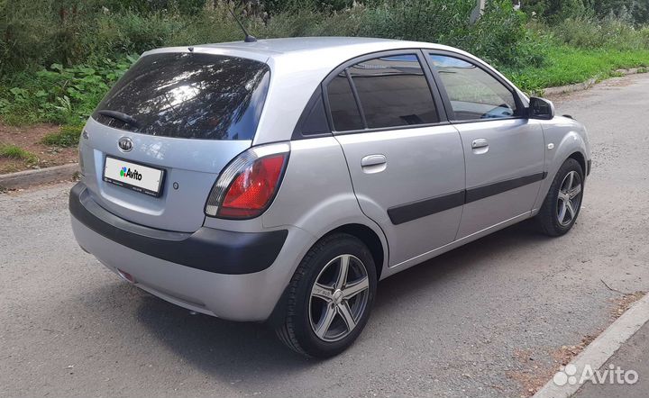 Kia Rio 1.4 AT, 2009, 197 000 км