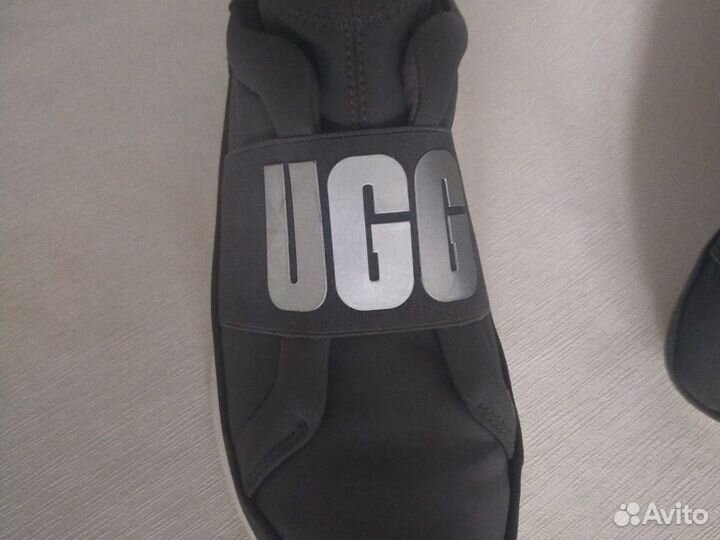 Кроссовки женские 37р, UGG оригинал