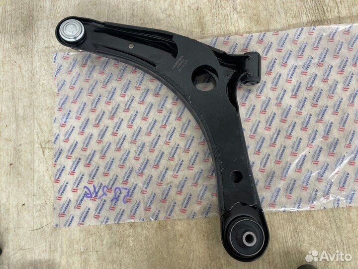 Рычаг подвески передний левый Mitsubishi Lancer 10