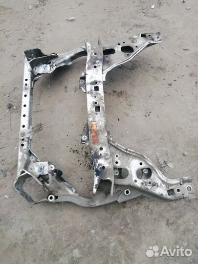 Подрамник передний бмв BMW e81 e82 e87 e88