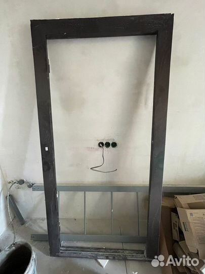 Дверь металлическая новая