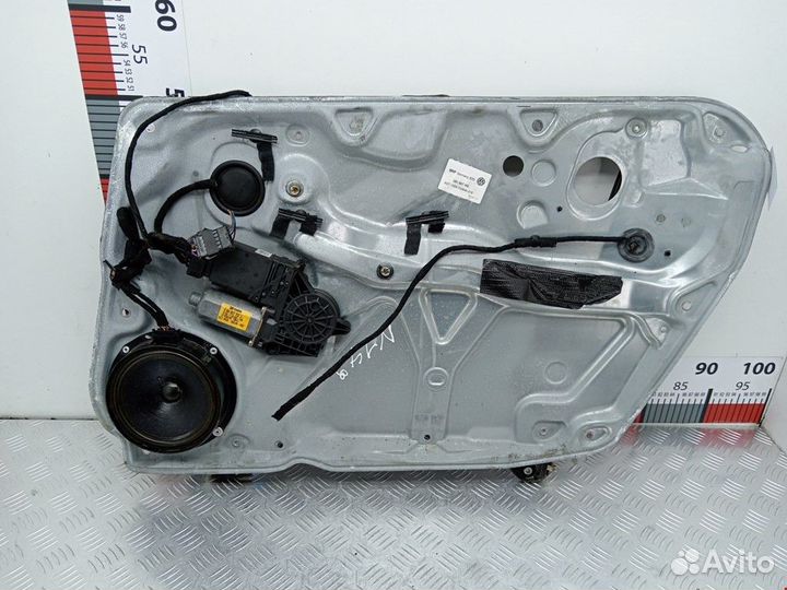 Стеклоподъемник передний правый Volkswagen Passat