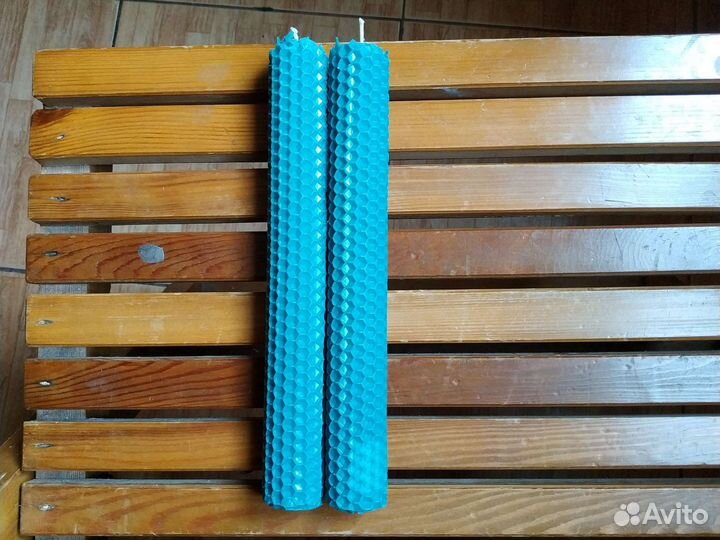 Свеча из вощины ручной работы