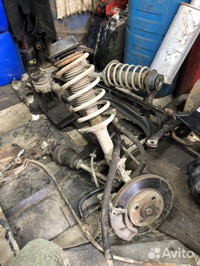 Передний подрамник сборе пассат б3