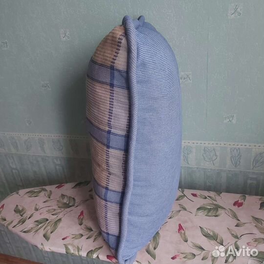 Подушка от дивана