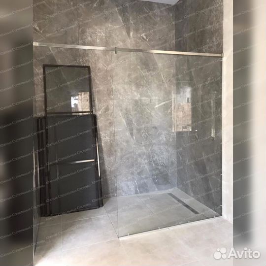 Душевая стеклянная шторка ширма