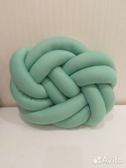 Подушки - узел, ручной работы