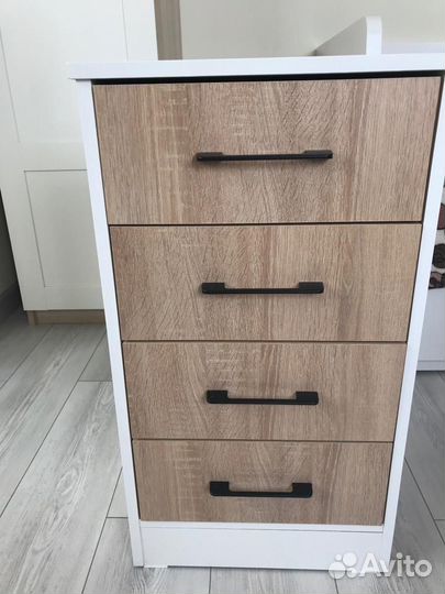 Шкаф и шифонер