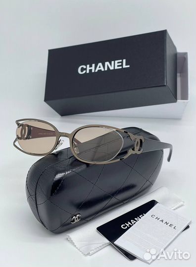 Солнцезащитные очки chanel