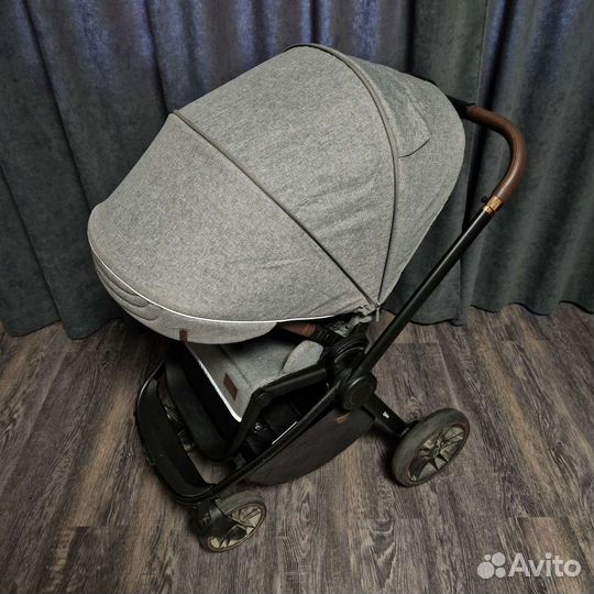 Прогулочная коляска carrello epica