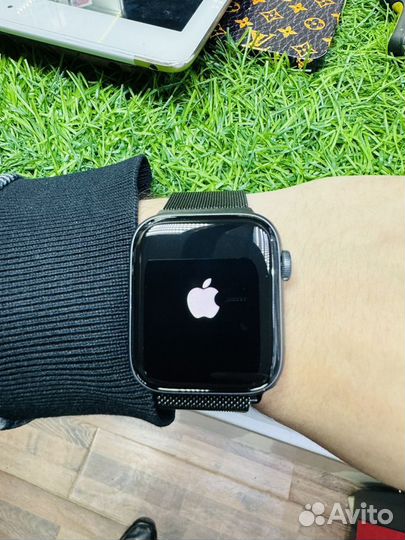 Apple watch 4 44 100% как новые