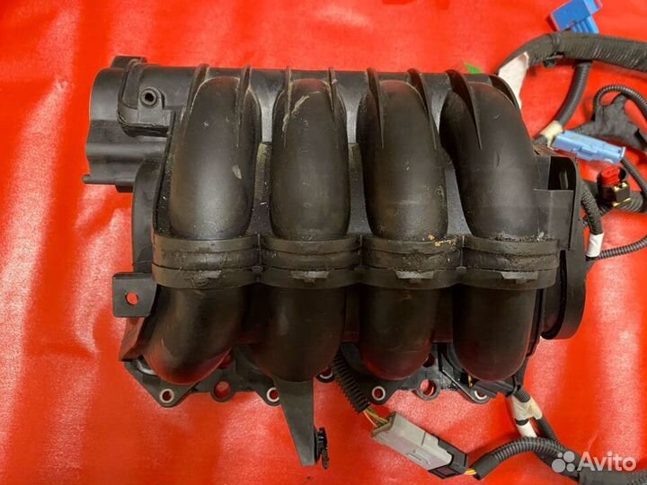 Peugeot 307 впускной коллектор