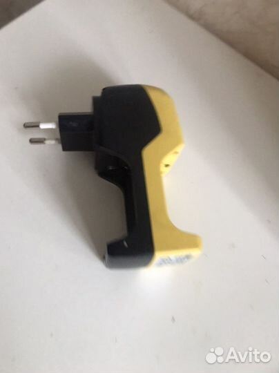 Зарядное устройство для батареек AAA и аа