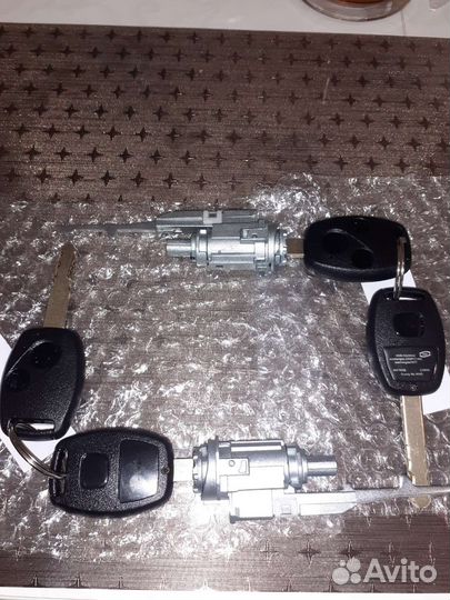 Личинка замка зажигания honda civic 4d accord cr-v