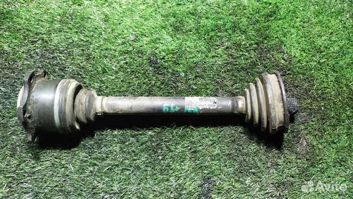Полуось передняя левая Volkswagen Passat B5+
