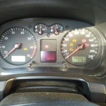 Volkswagen Golf 1.4 MT, 2002, 250 000 км, с пробегом, цена 225 000 руб.