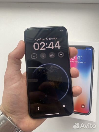 iPhone X, 64 ГБ