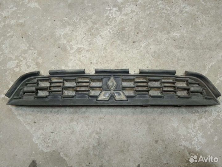 Решетка радиатора Митсубиси ASX
