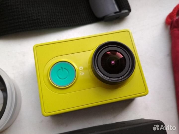 Экшн камера Xiaomi Yi 2K 30fps Зеленая Отличное со