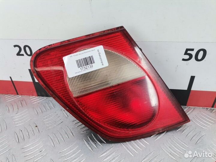 Фонарь крышки багажника левый Mercedes-Benz