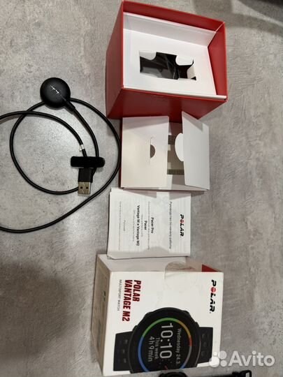 Часы Polar vantage m2