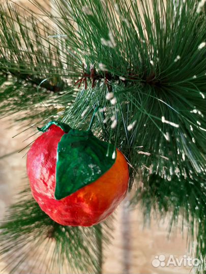 Ватная елочная игрушка яблочко