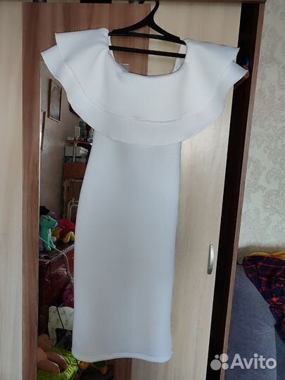 Платье вечернее