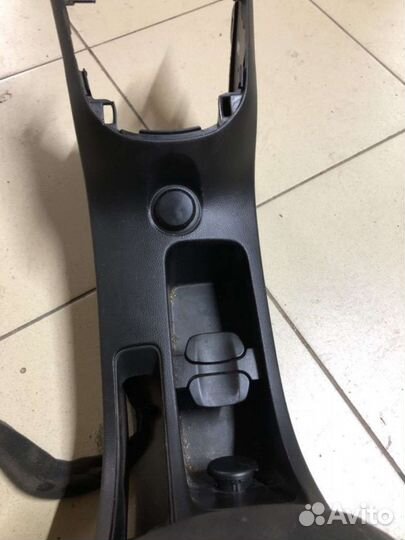 Подлокотник Chevrolet Cruze