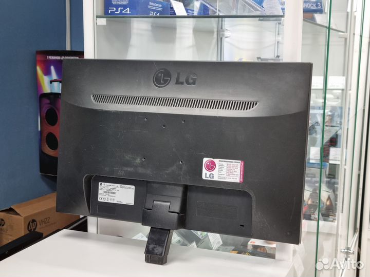 Монитор LG Flatron 22 дюйма/без подставки
